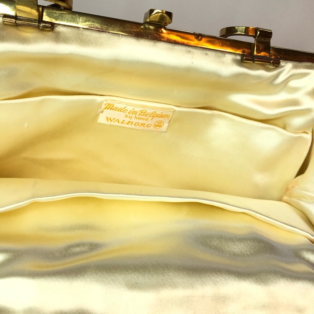 Vintage Waldorf handmade beaded purse - Picture 4 of 4